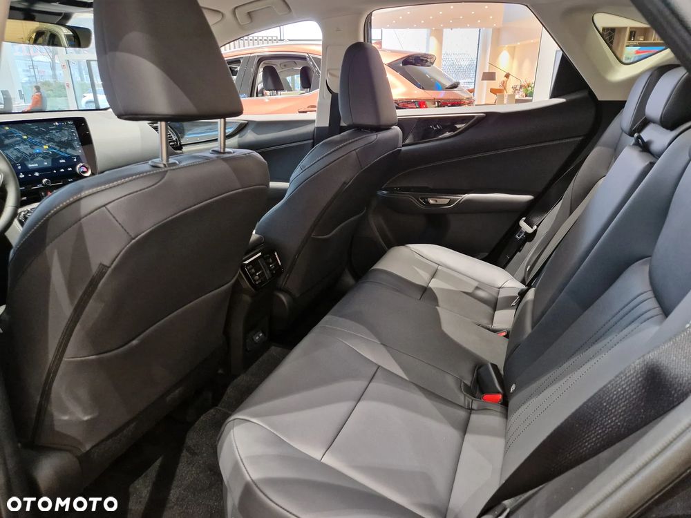 Lexus NX 350h Prestige AWD - 17