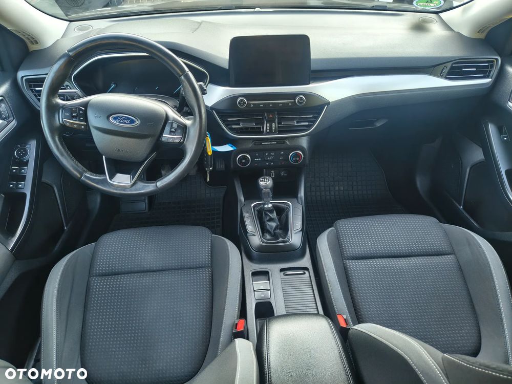 Ford Focus - 6