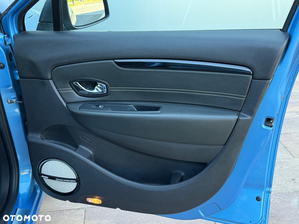 Renault Scenic 1.6 dCi Energy Bose - 28