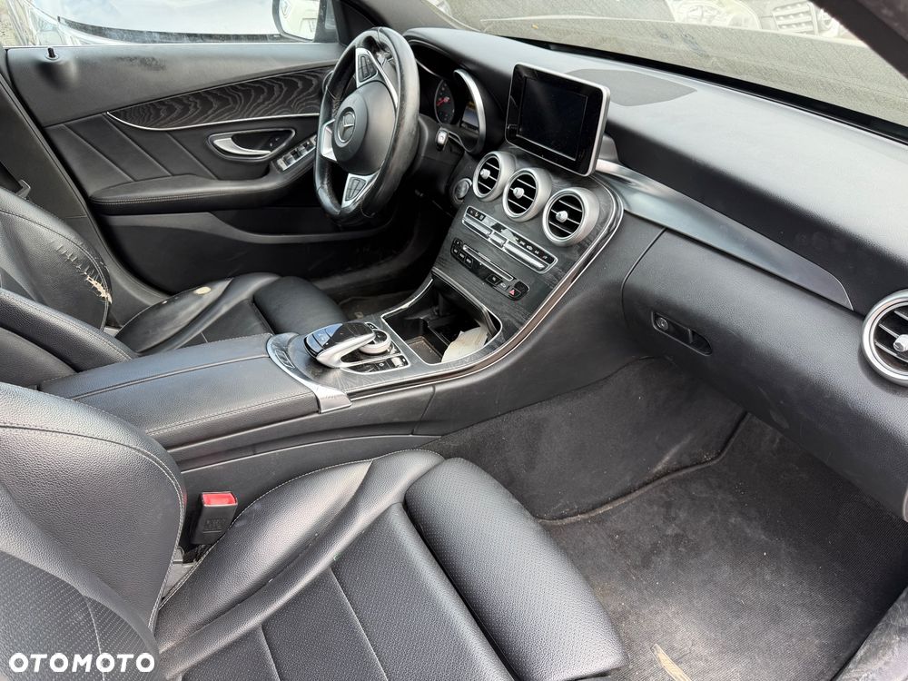 Mercedes-Benz Klasa C 180 (BlueTEC) d 7G-TRONIC AMG Line - 2
