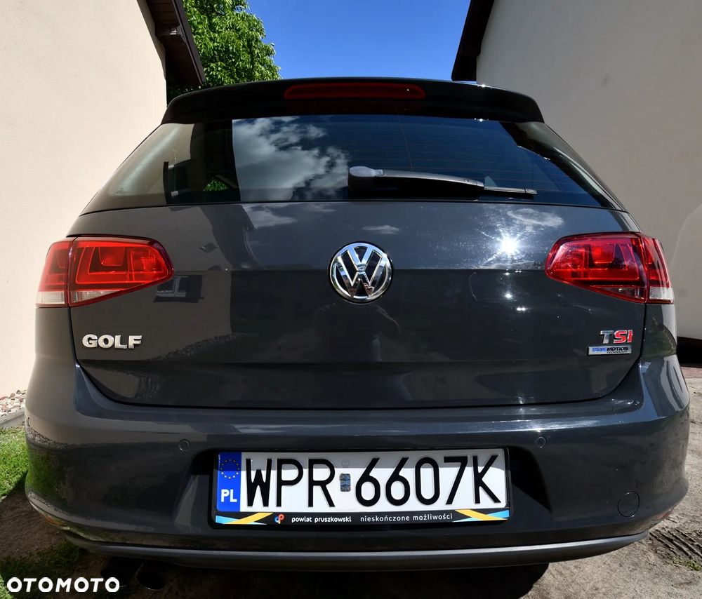 Volkswagen Golf - 32
