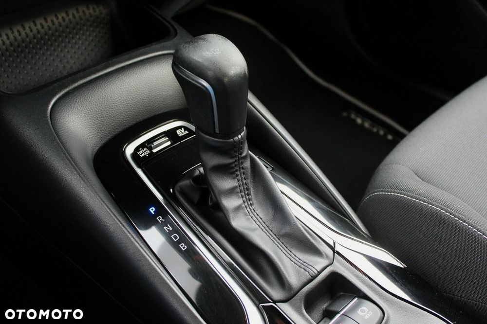 Toyota Corolla 1.8 Hybrid GPF Comfort - 18