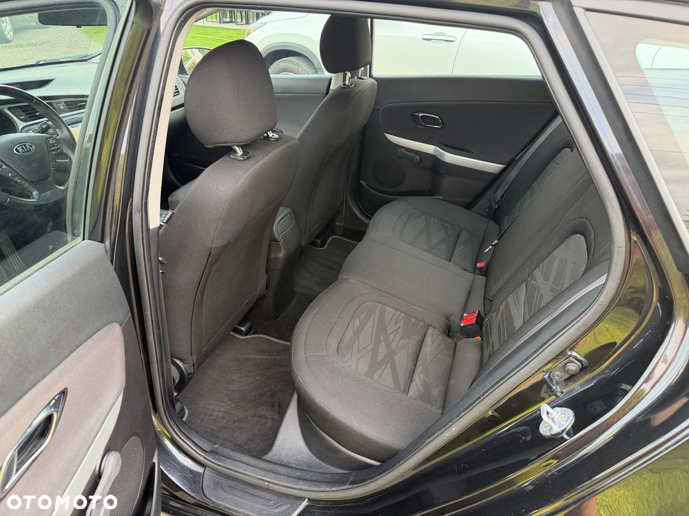 Kia Ceed 1.6 GDI ISG Platinum Edition - 22