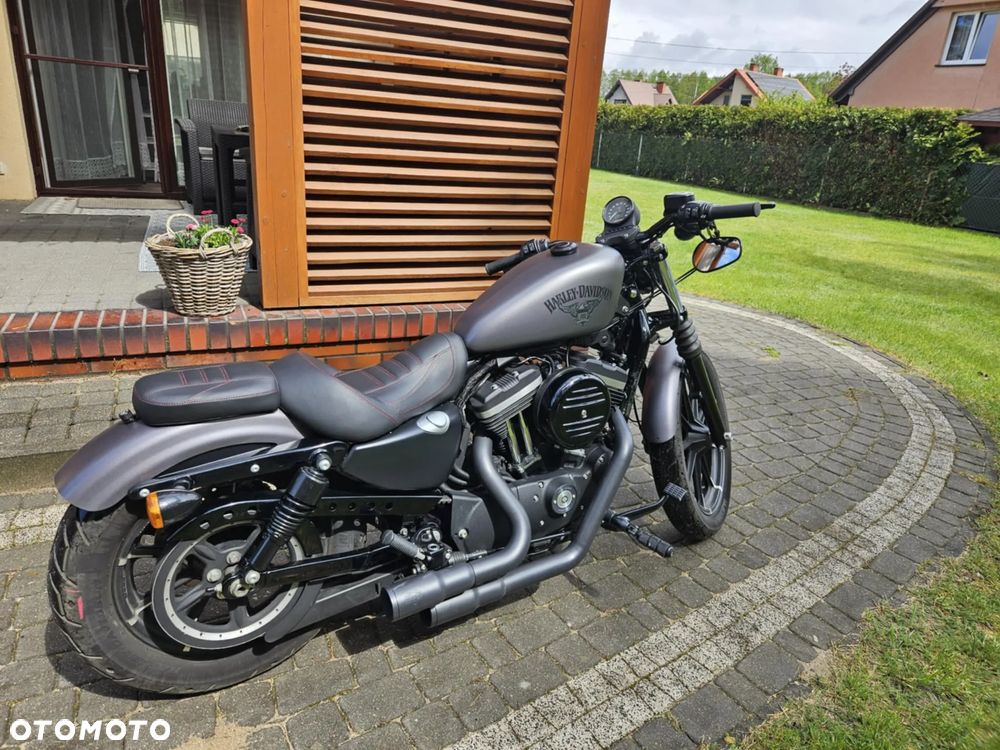 Harley-Davidson Sportster Iron 883 - 1