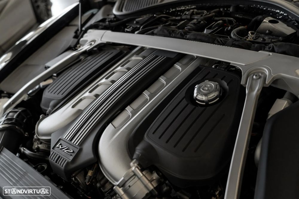 Bentley Continental Cabrio GT W12 Speed - 32