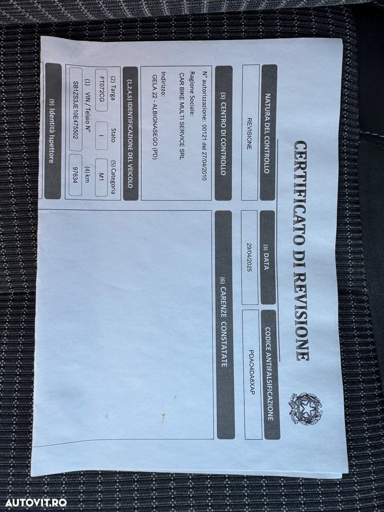 Toyota Auris 1.8 L VVT-i HSD Sol + - 25