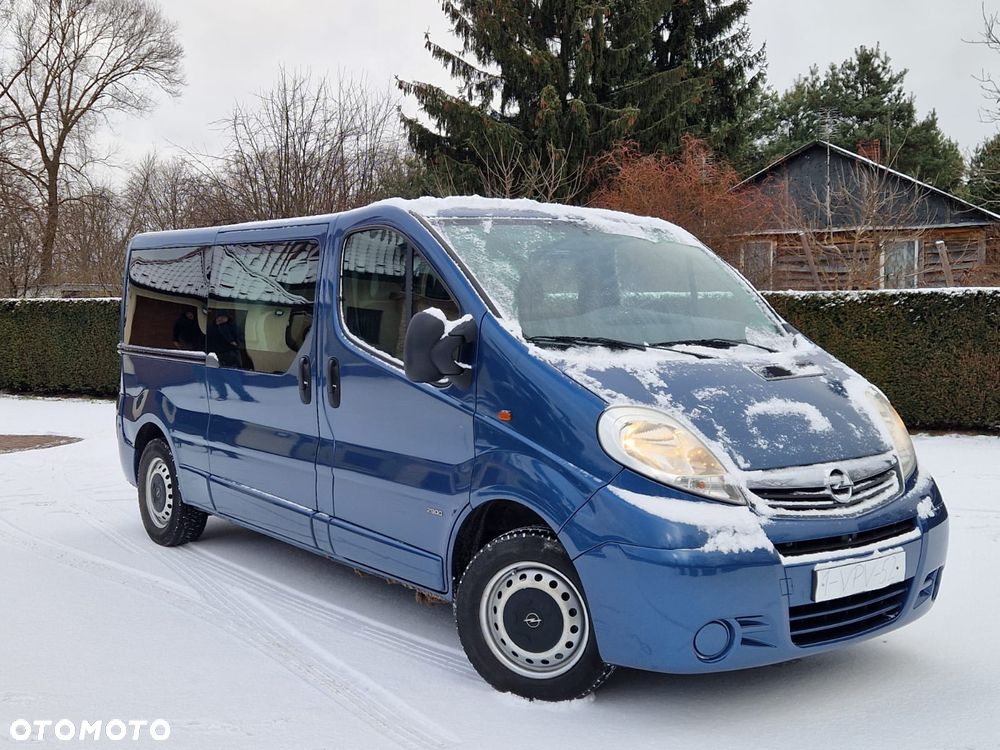 Opel Vivaro - 10