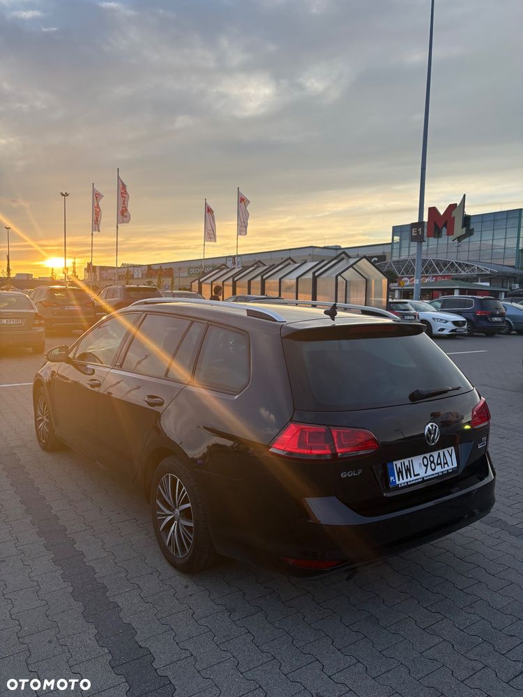 Volkswagen Golf - 5