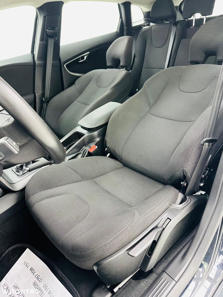 Volvo V40 - 14