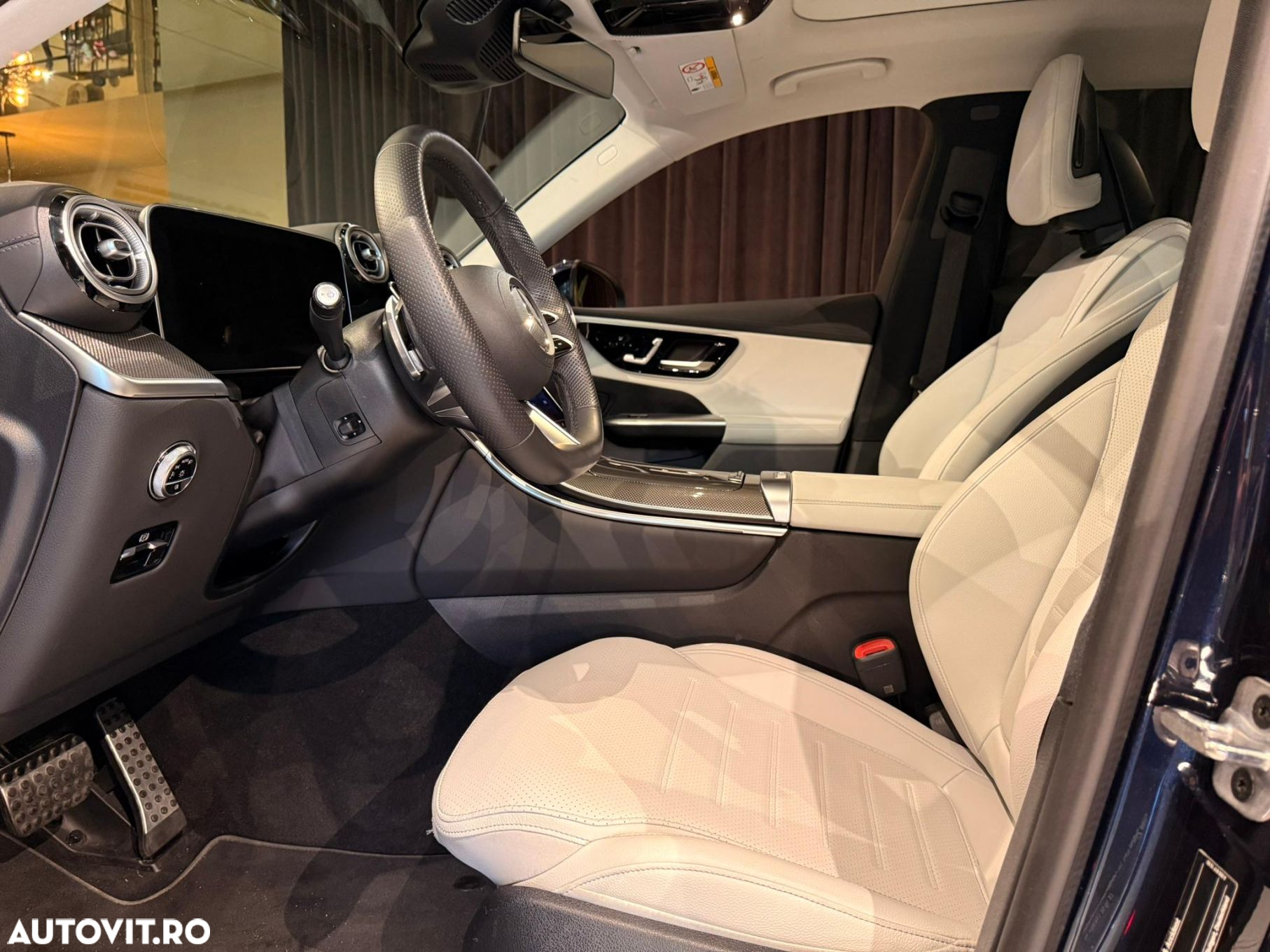 Mercedes-Benz GLC 400 e 4MATIC - 33