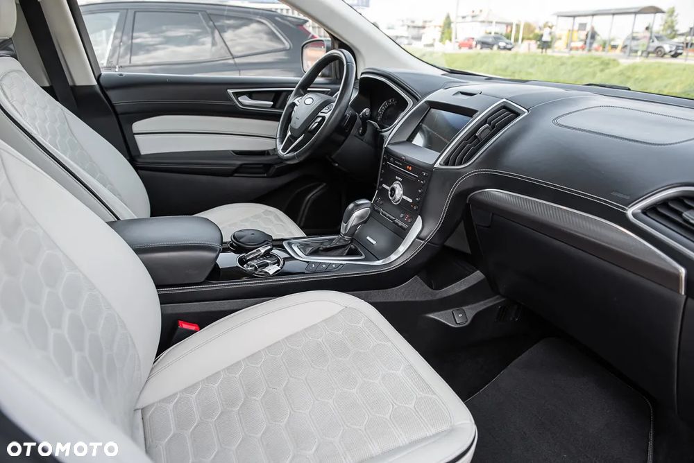 Ford Edge 2.0 EcoBlue Bi-Turbo 4x4 Vignale - 35