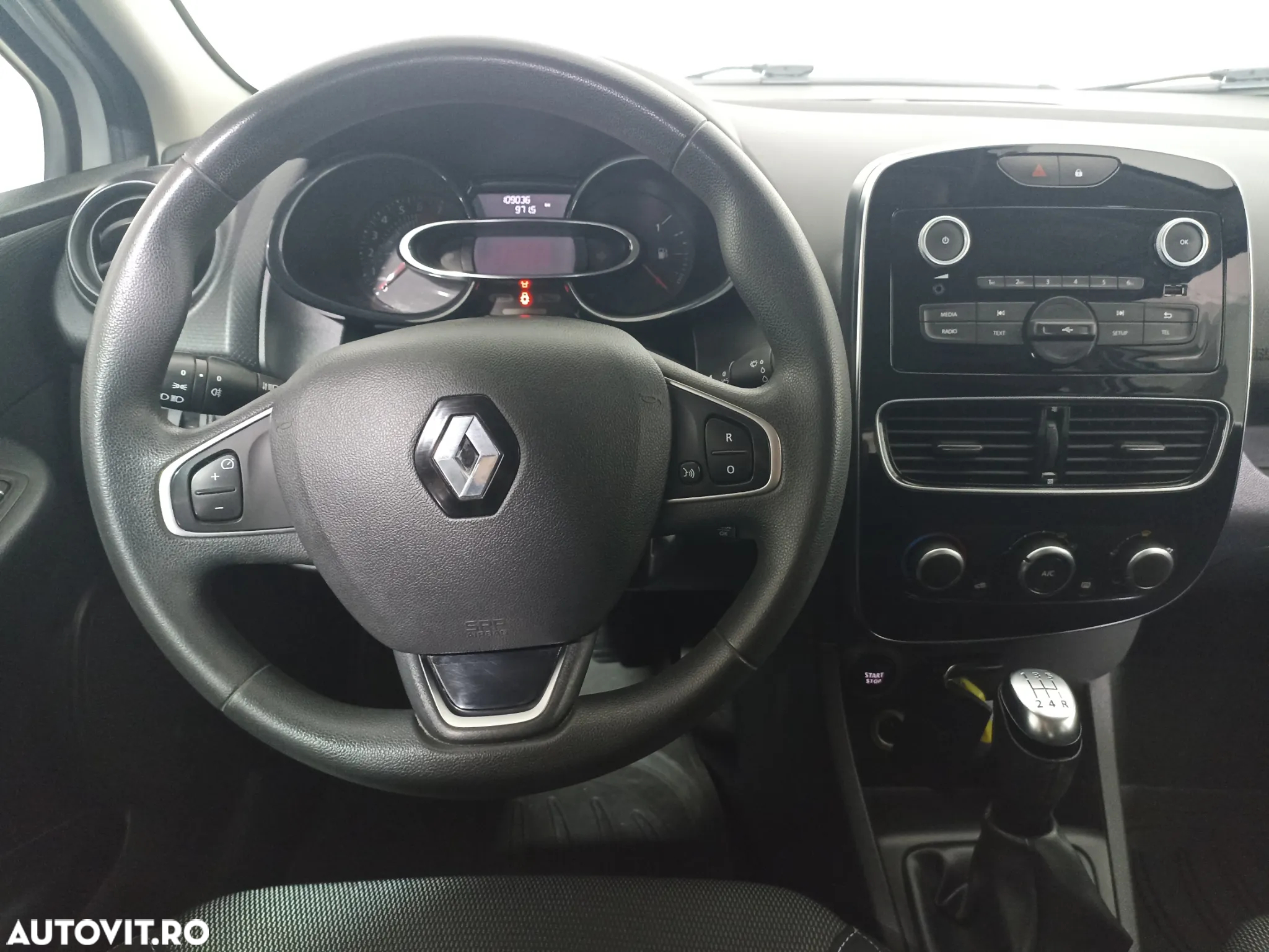 Renault Clio IV 0.9 TCe Life - 9