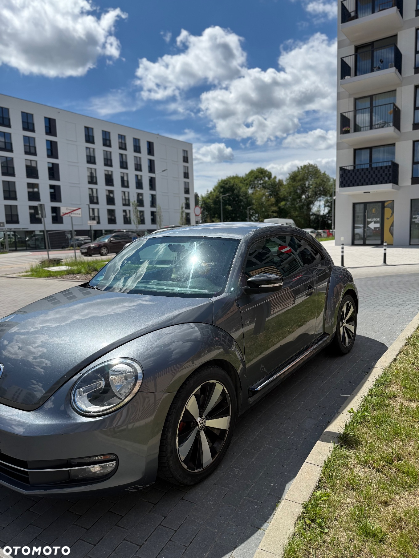 Volkswagen Beetle The 2.0 TSI DSG Sport - 2
