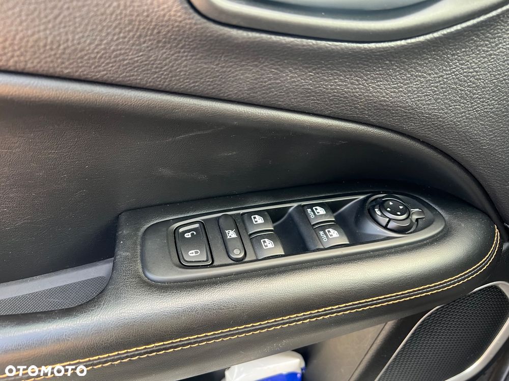 Jeep Compass 2.0 MultiJet Active Drive Automatik Limited - 24