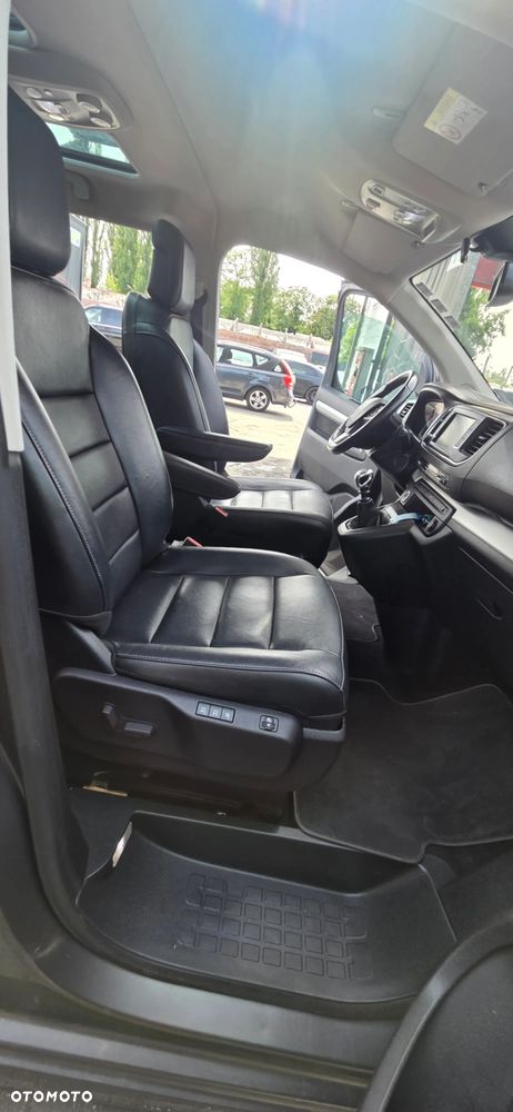 Peugeot Traveller 2.0 BlueHDi Standard Business Vip - 33