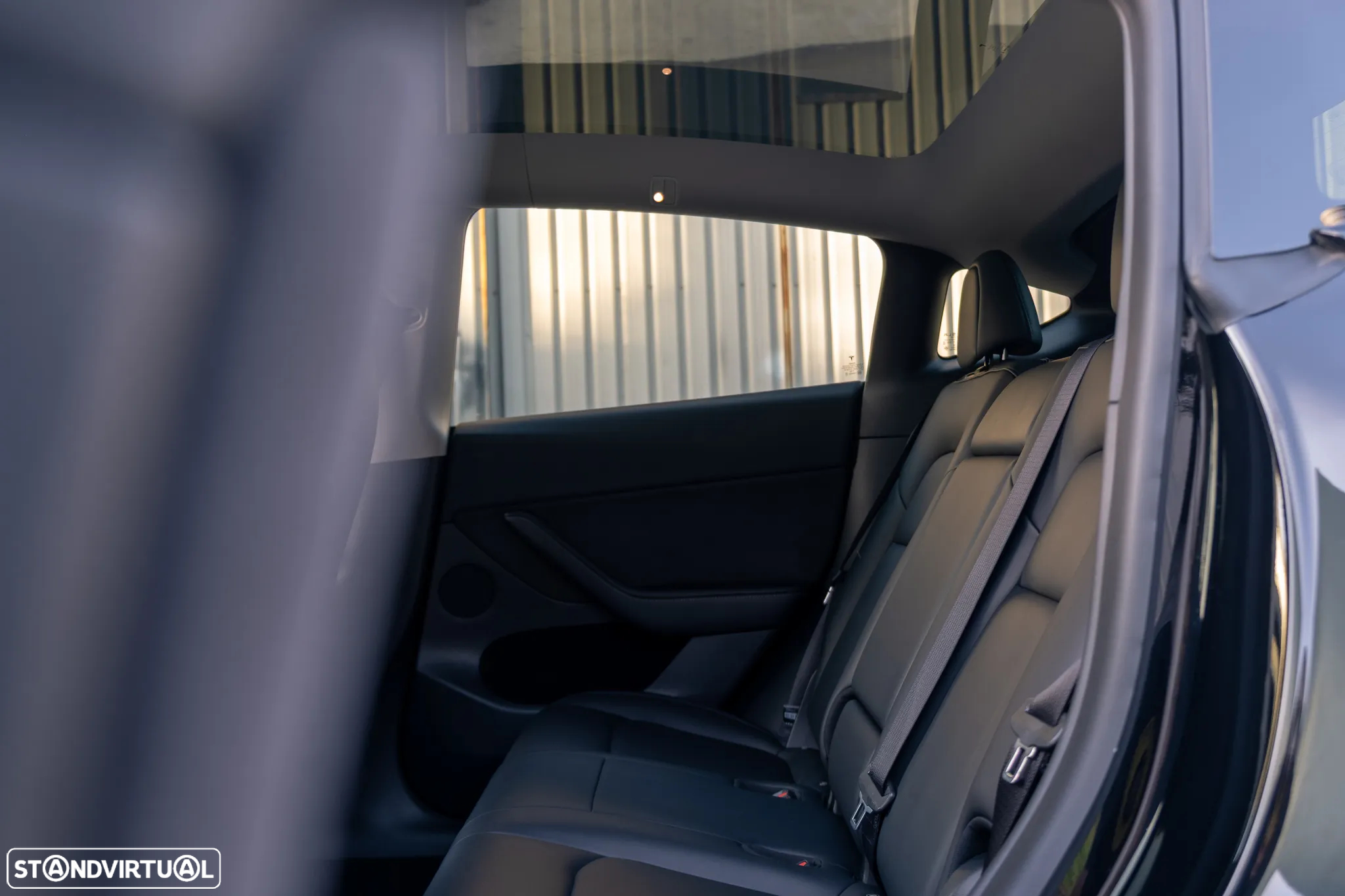 Tesla Model Y Long Range Tração Integral - 34