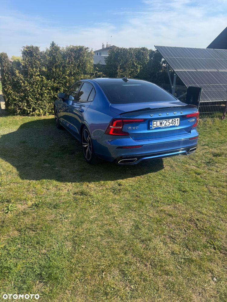 Volvo S60 T5 AWD R-Design - 7