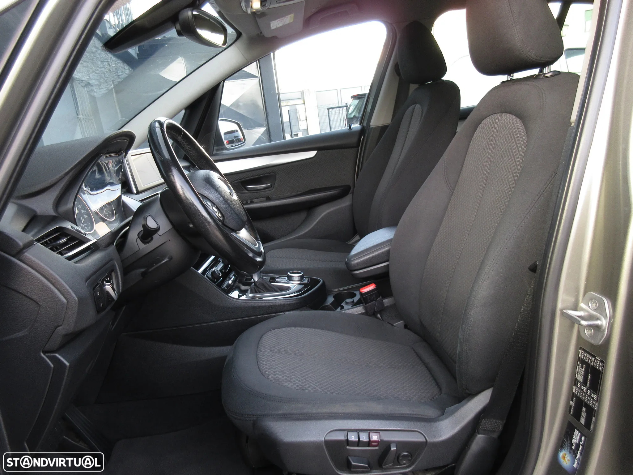 BMW 216 Gran Tourer d Advantage Auto - 25