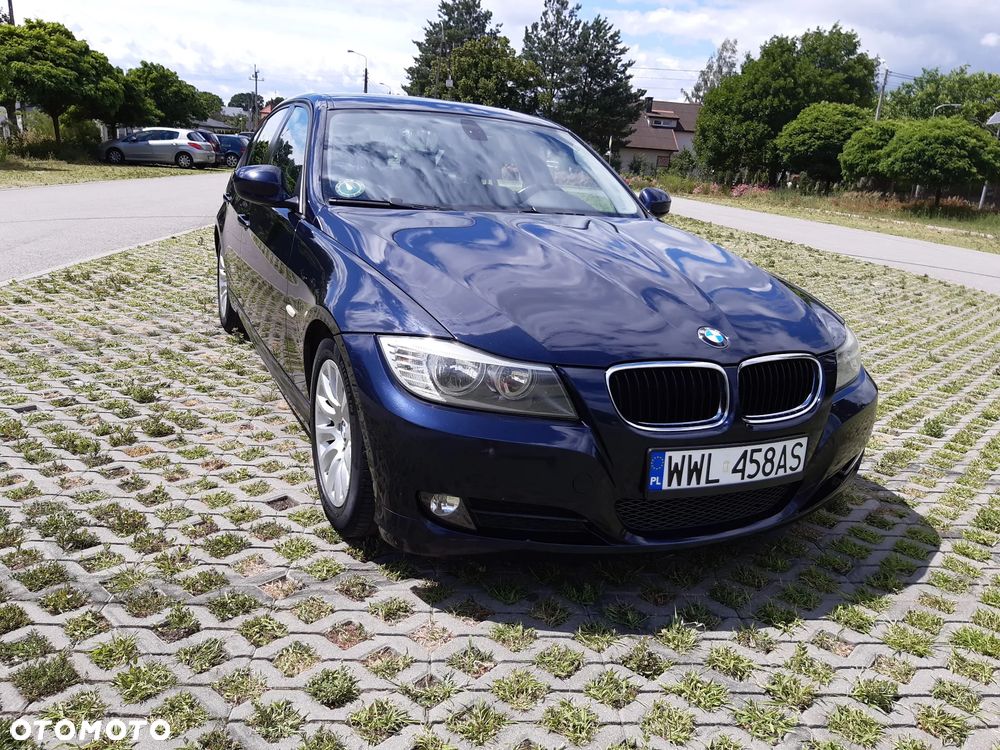 BMW Seria 3 318i Edition Lifestyle - 16