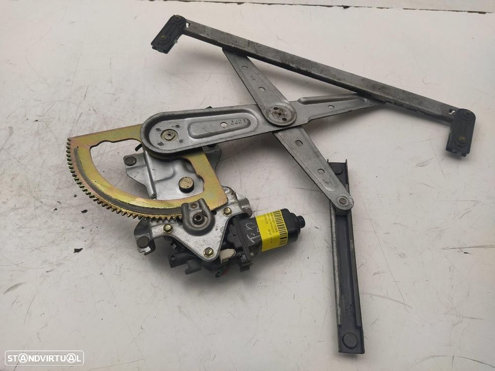 ELEVADOR DE VIDRO TRASEIRO DIREITO KIA SORENTO I 2002 - 1