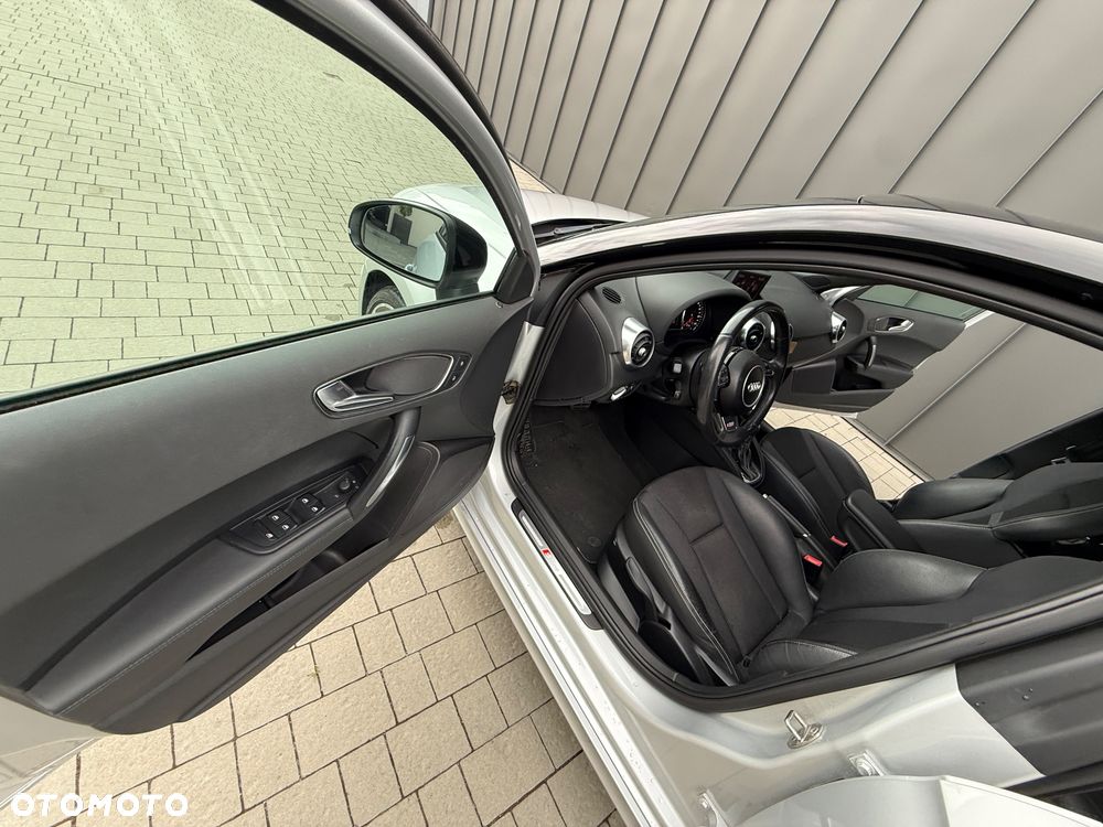 Audi A1 Sportback 1.4 TFSI S tronic S line edition m S line Sportpaket - 24