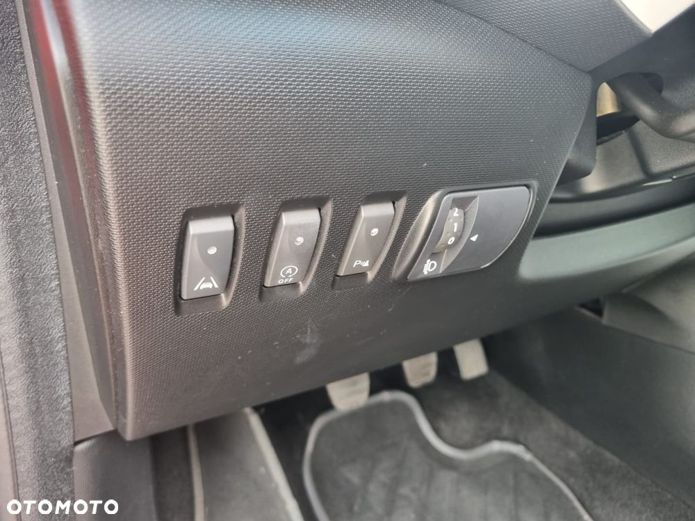 Renault Twingo SCe 70 Start&Stop LIMITED - 8