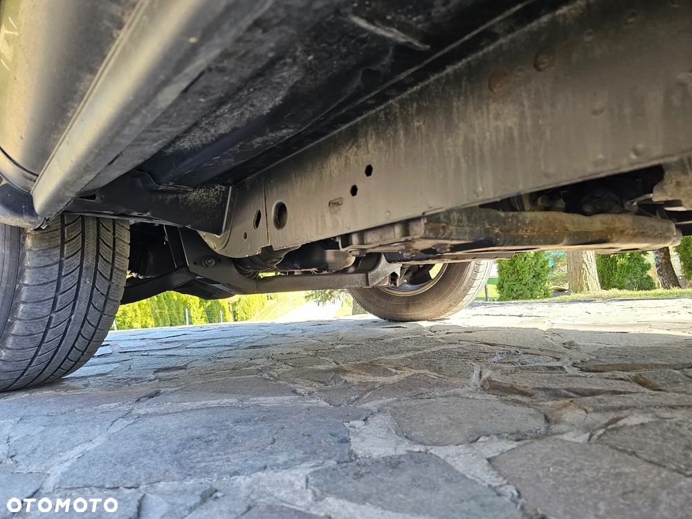 Jeep Cherokee 2.8L CRD Limited - 12