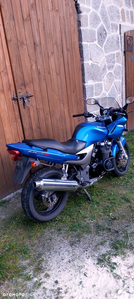Kawasaki ZR - 4