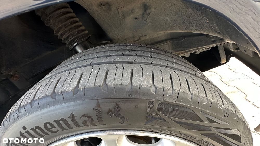 Mercedes-Benz W124 (1984-1993) - 23