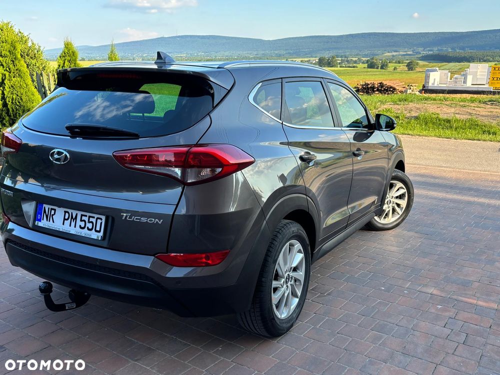 Hyundai Tucson 1.7 CRDI BlueDrive TourdePologne 2WD - 2