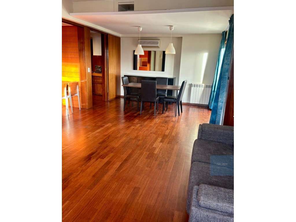 Apartamento T3 no Porto - Grande imagem: 3/23