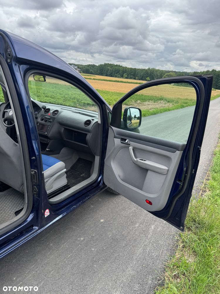 Volkswagen Caddy Life - 28