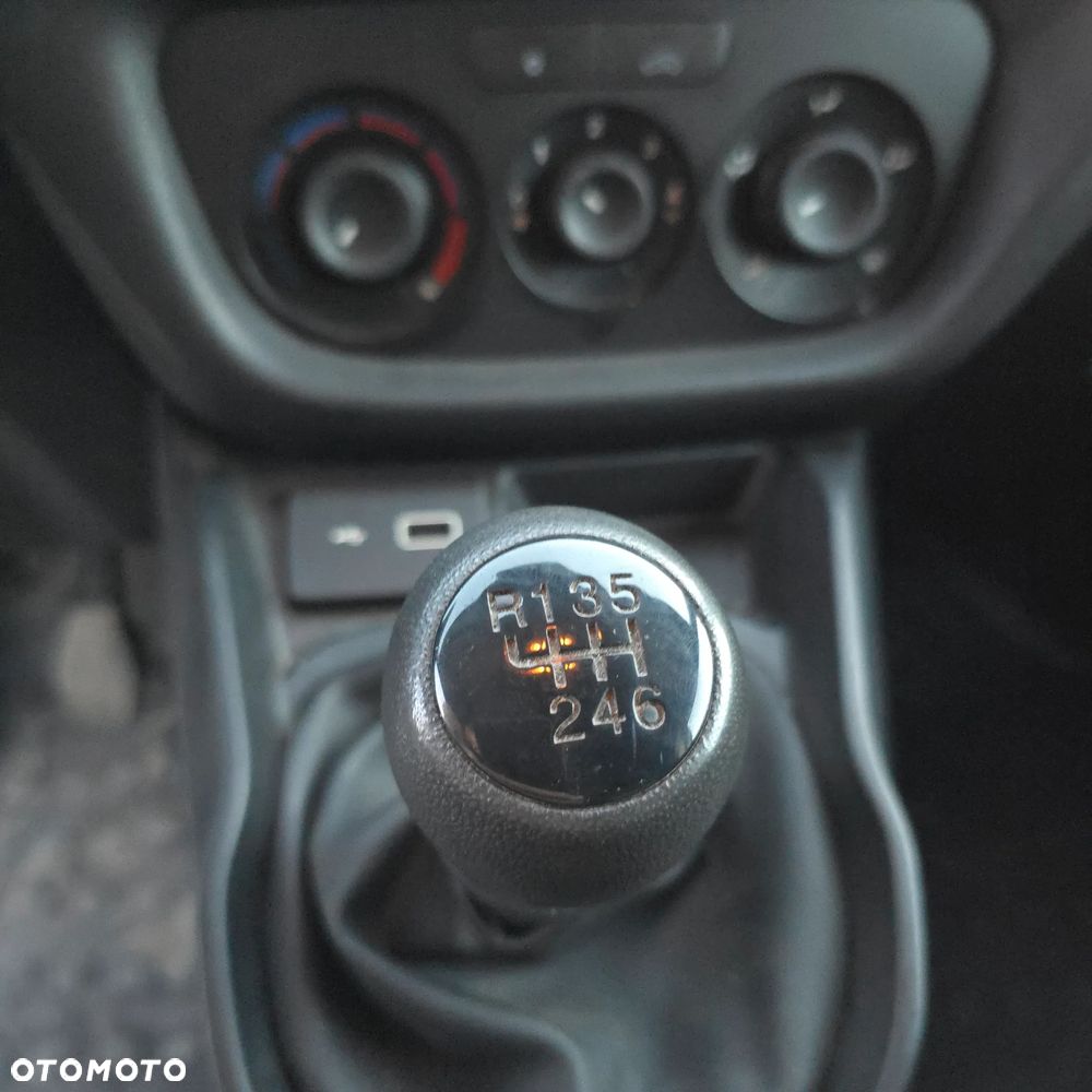 Fiat Doblo - 17