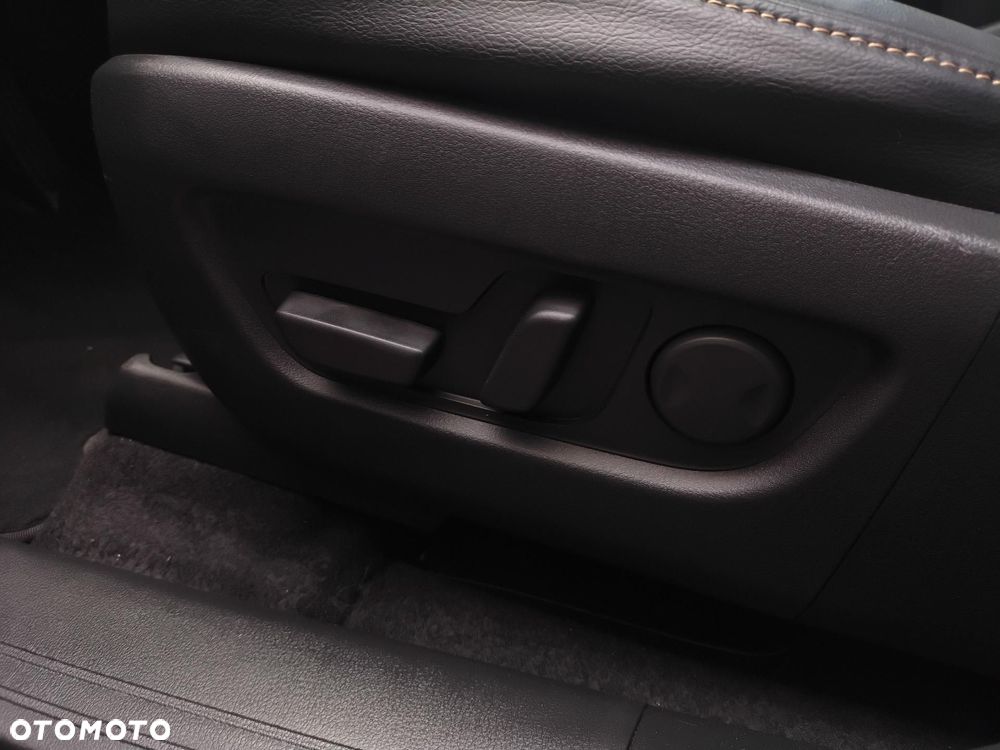 Mazda CX-60 - 12