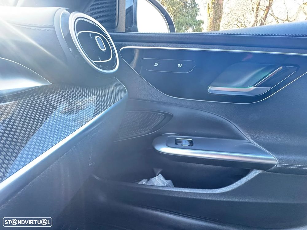 Mercedes-Benz C 300 e T 9G-TRONIC AMG Line - 17