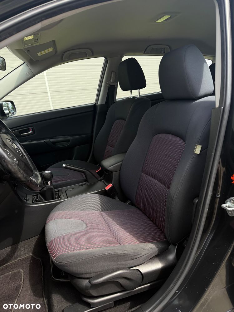 Mazda 3 1.6 Sport Comfort - 2
