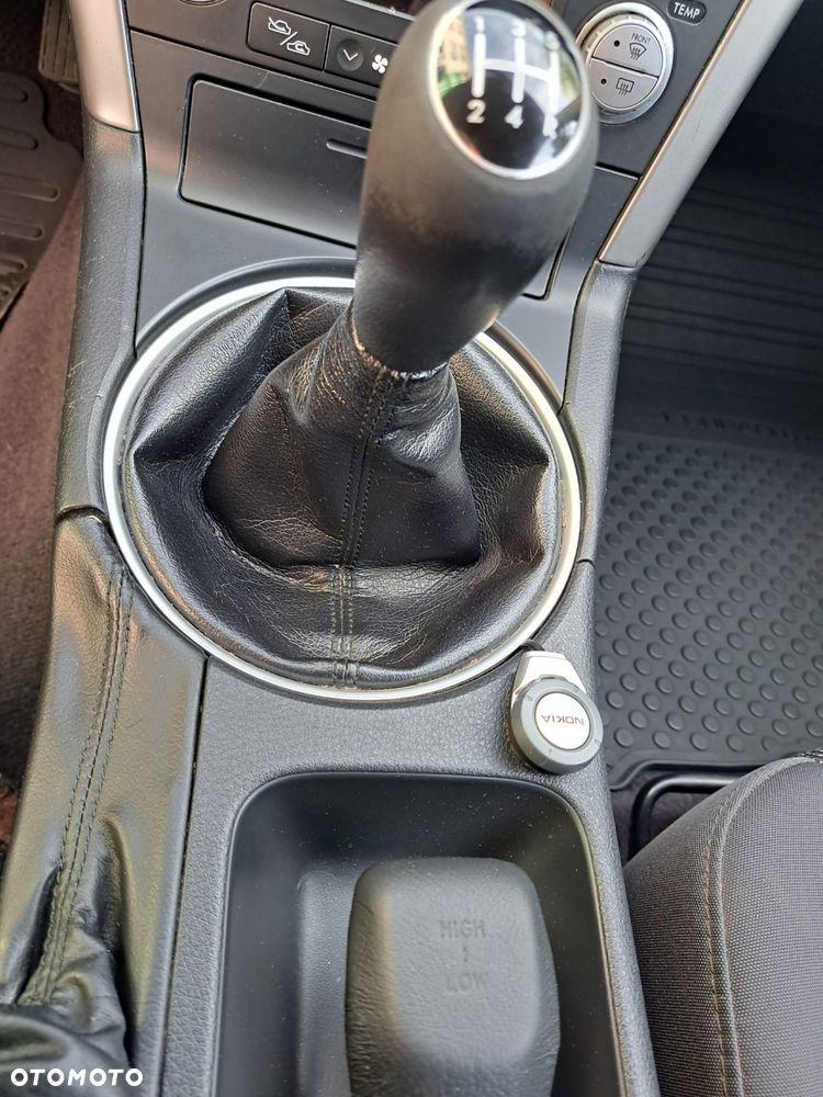 Subaru Legacy 2.5i Comfort MT - 9