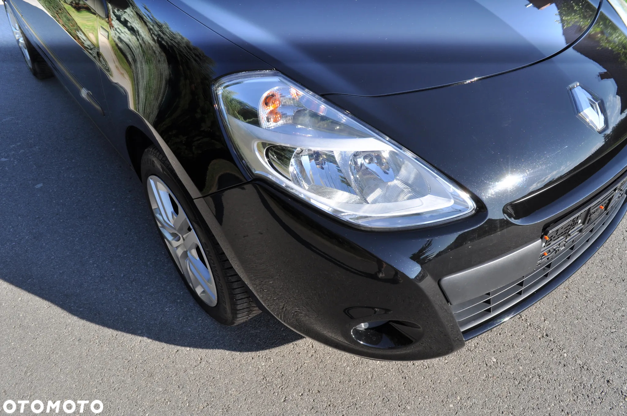 Renault Clio 1.2 16V 75 Yahoo - 8