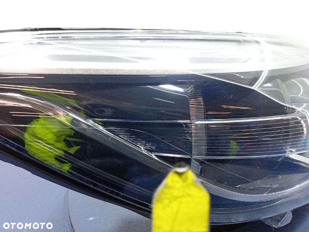 RENAULT CAPTUR  REFLEKTOR PRAWY 260102734R - 6