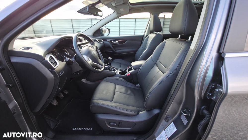 Nissan Qashqai 1.6 DCI TEKNA+ - 12