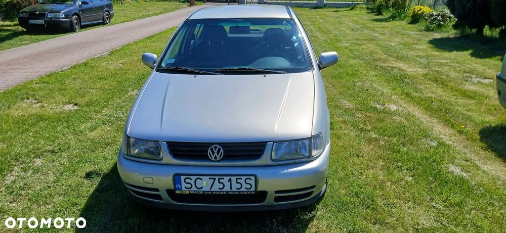 Volkswagen Polo - 1