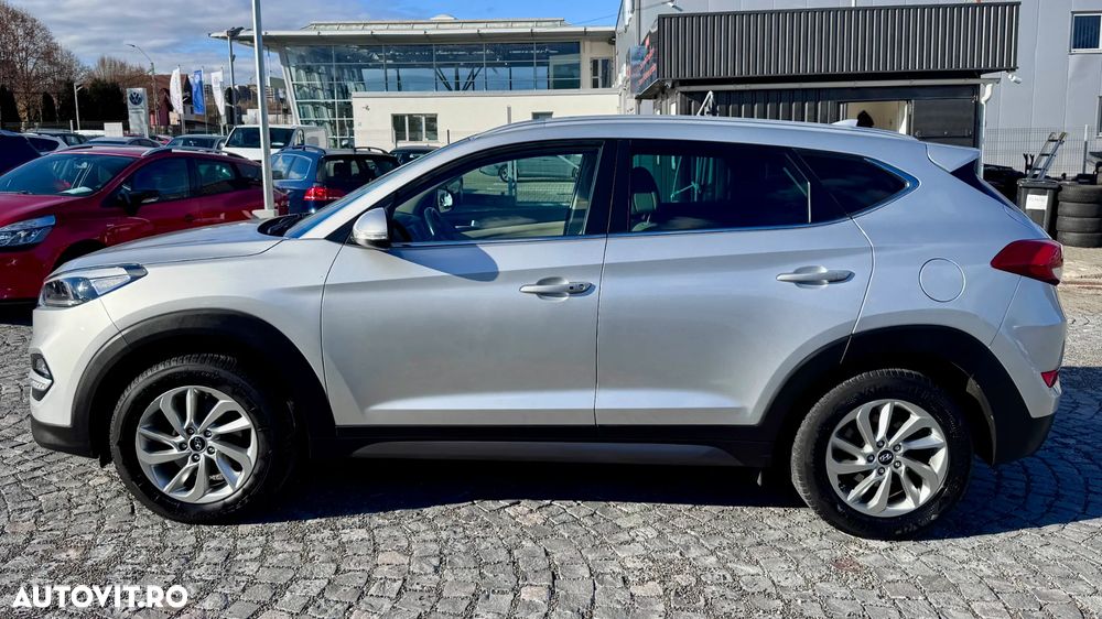 Hyundai Tucson blue 1.6 GDi 2WD Classic - 23
