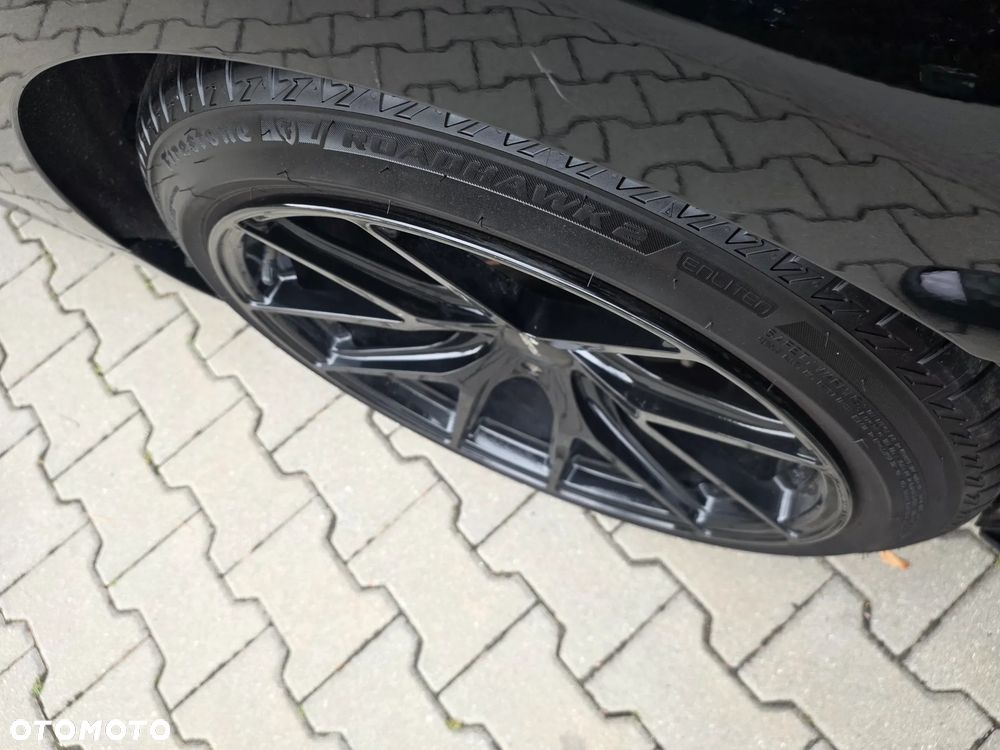 Hyundai Genesis - 13