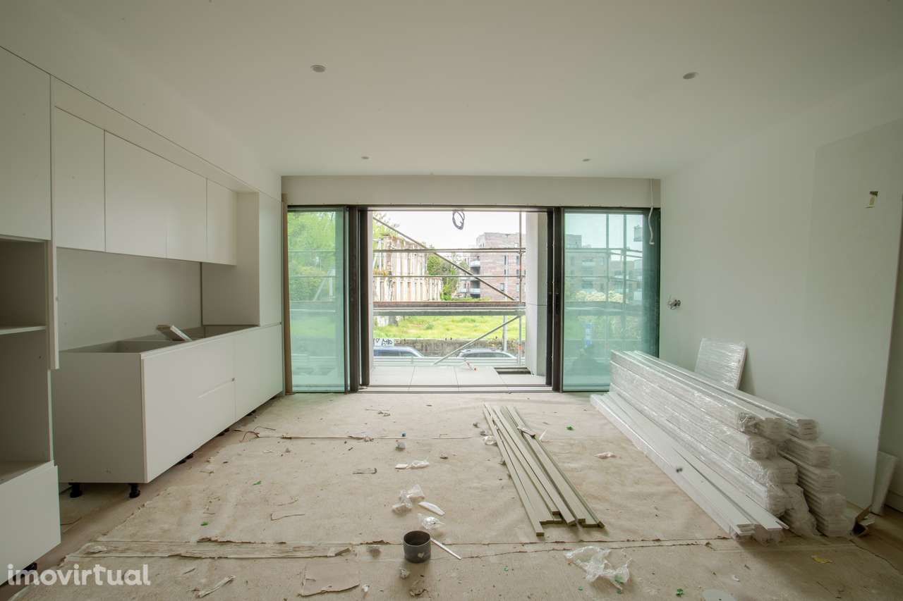 T2 NOVO com Varanda e Lugar de Garagem PORTO - Grande imagem: 5/27