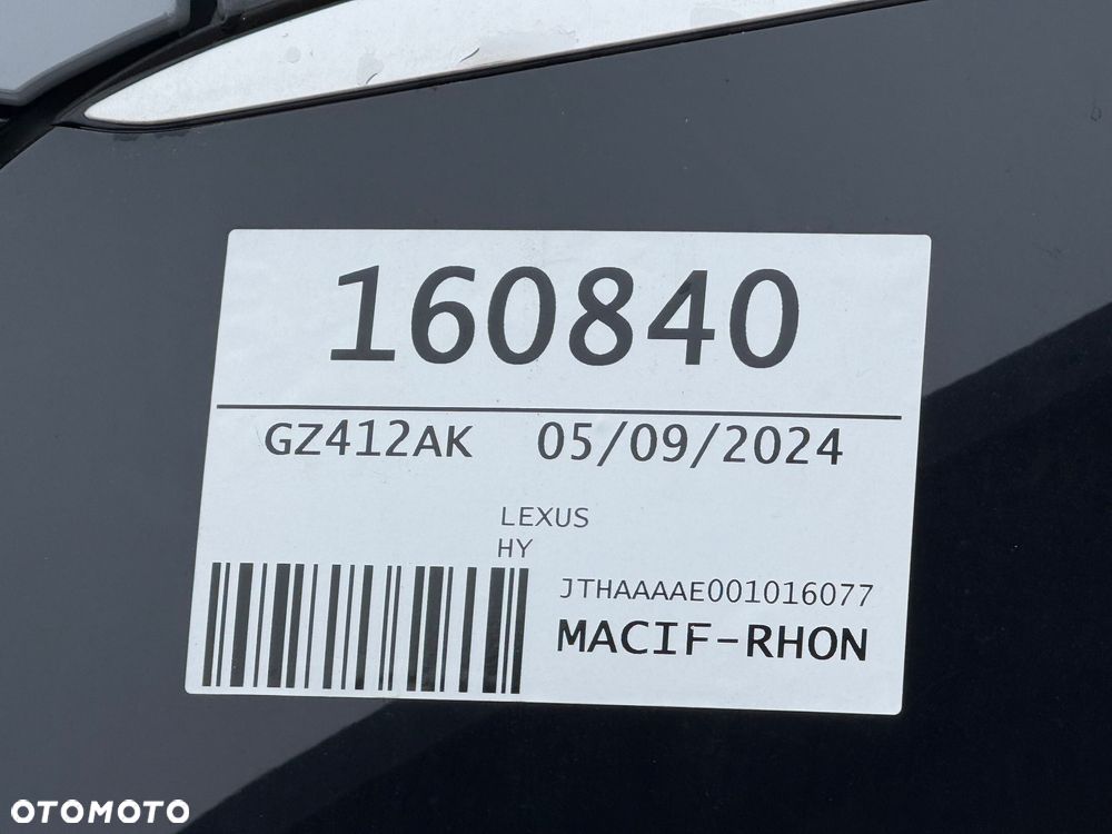 Lexus LBX FWD Emotion - 40