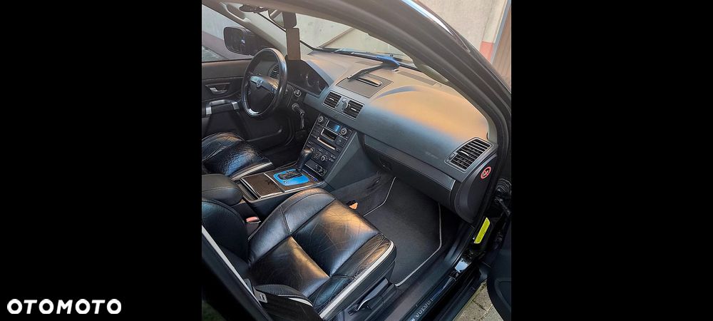 Volvo XC 90 - 31