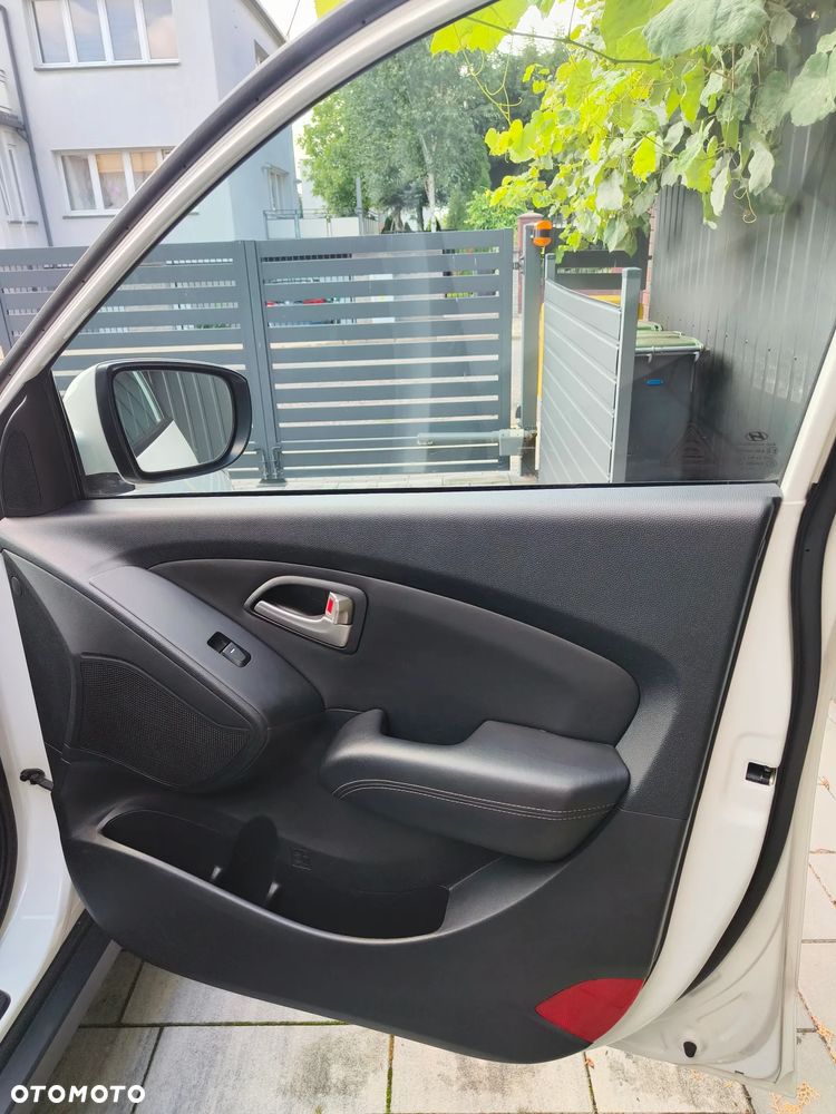 Hyundai ix35 1.7 CRDi Comfort 2WD - 22