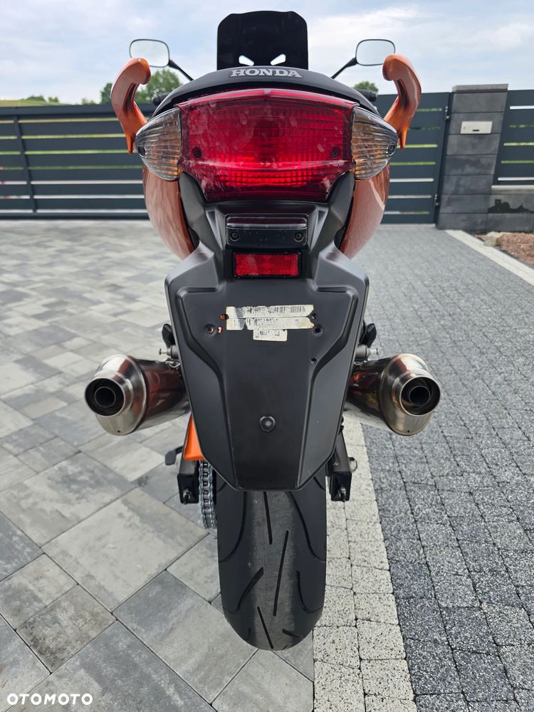 Honda CBF - 24