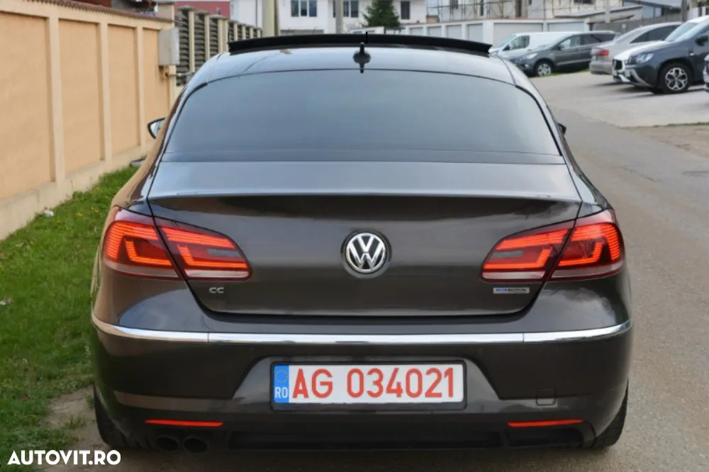 Volkswagen Passat CC 2.0 TDI BlueMotion Technology DSG Exclusive - 10