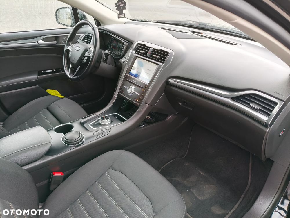Ford Mondeo 2.0 TDCi Titanium PowerShift - 13